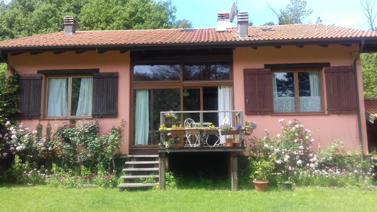 Il Pettirosso Di Giusvalla エクステリア 写真